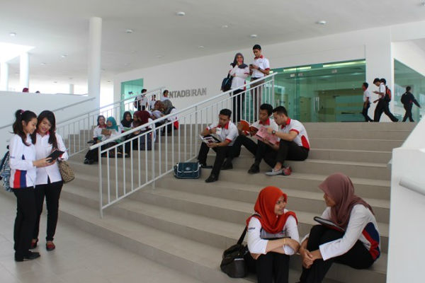 _ICAM campus Post