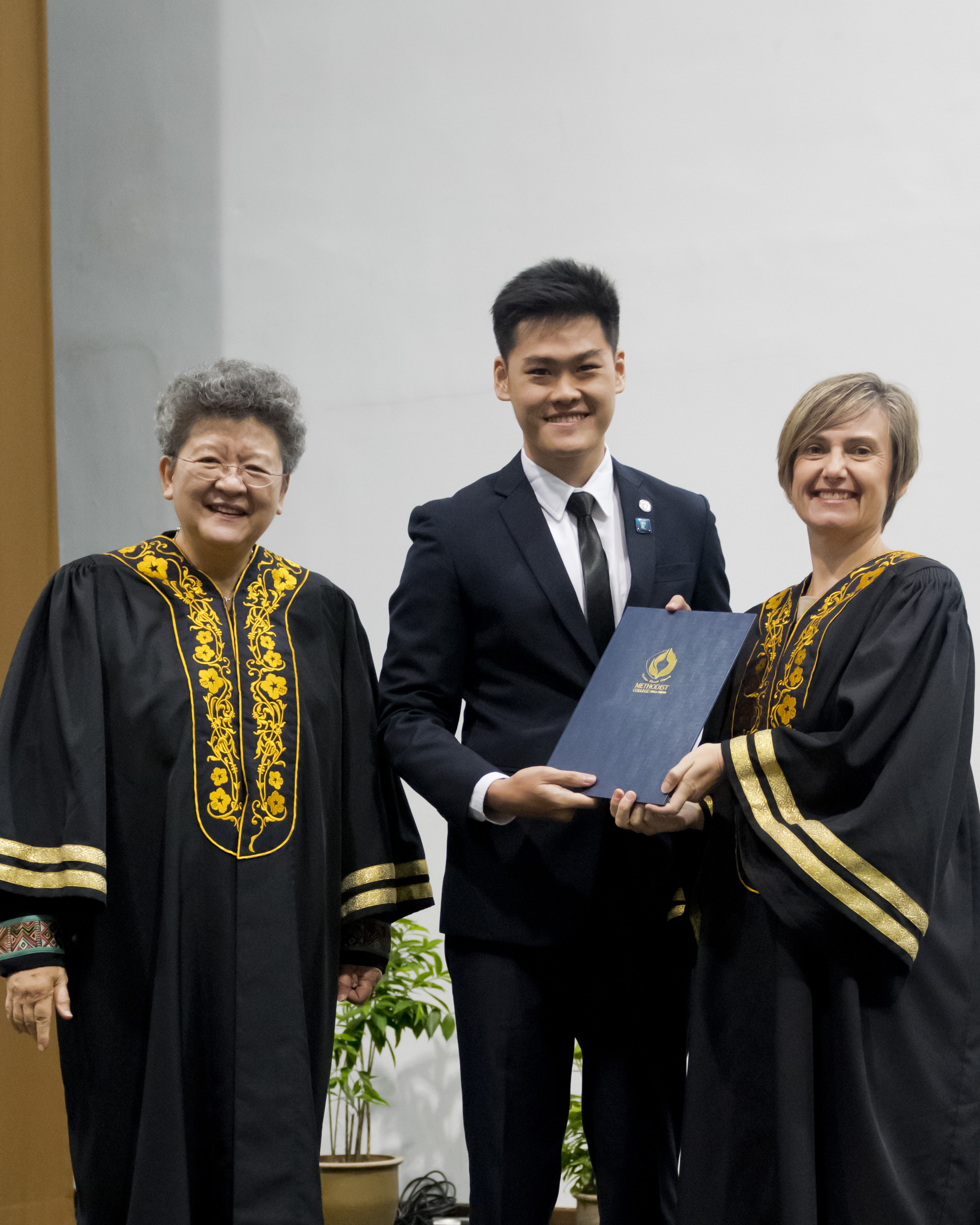 MCKL-UNMC Scholarship