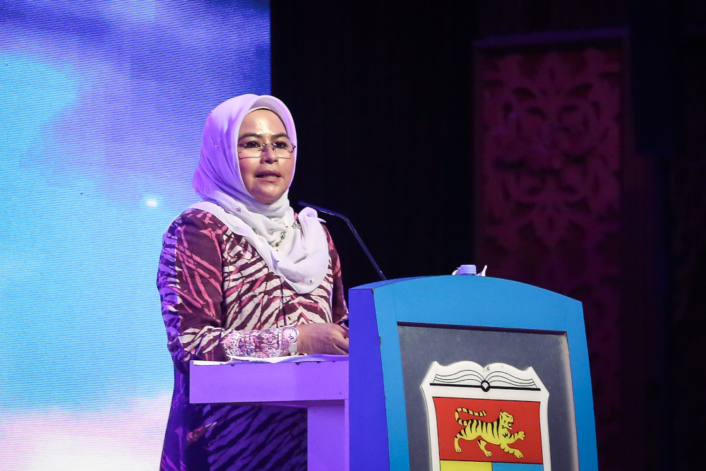 Dr Noraini Ahmed
